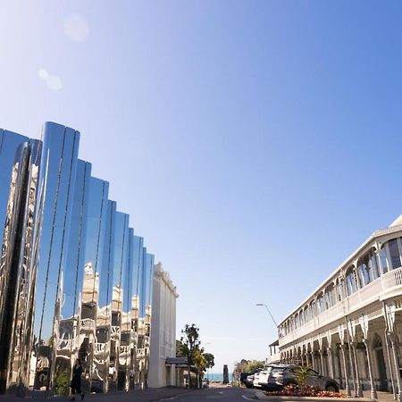 West End Precinct 2 Bedroom Apartment Close To Walkway And Ocean ニュープリマス エクステリア 写真