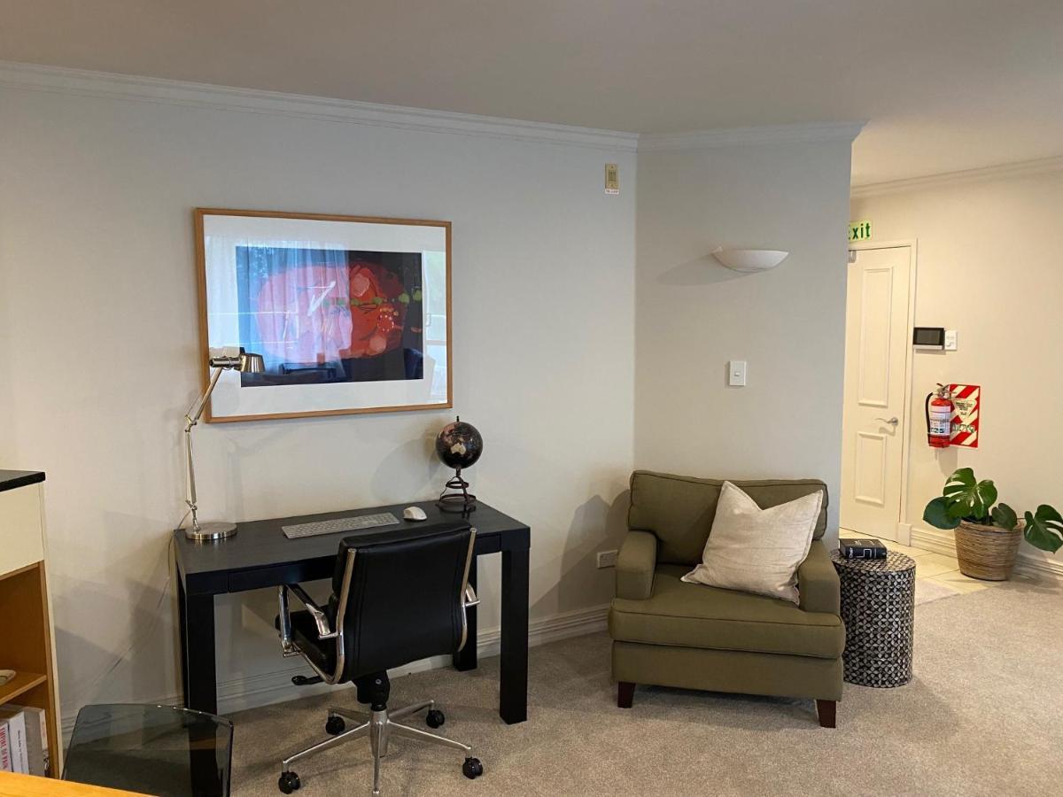 West End Precinct 2 Bedroom Apartment Close To Walkway And Ocean ニュープリマス エクステリア 写真