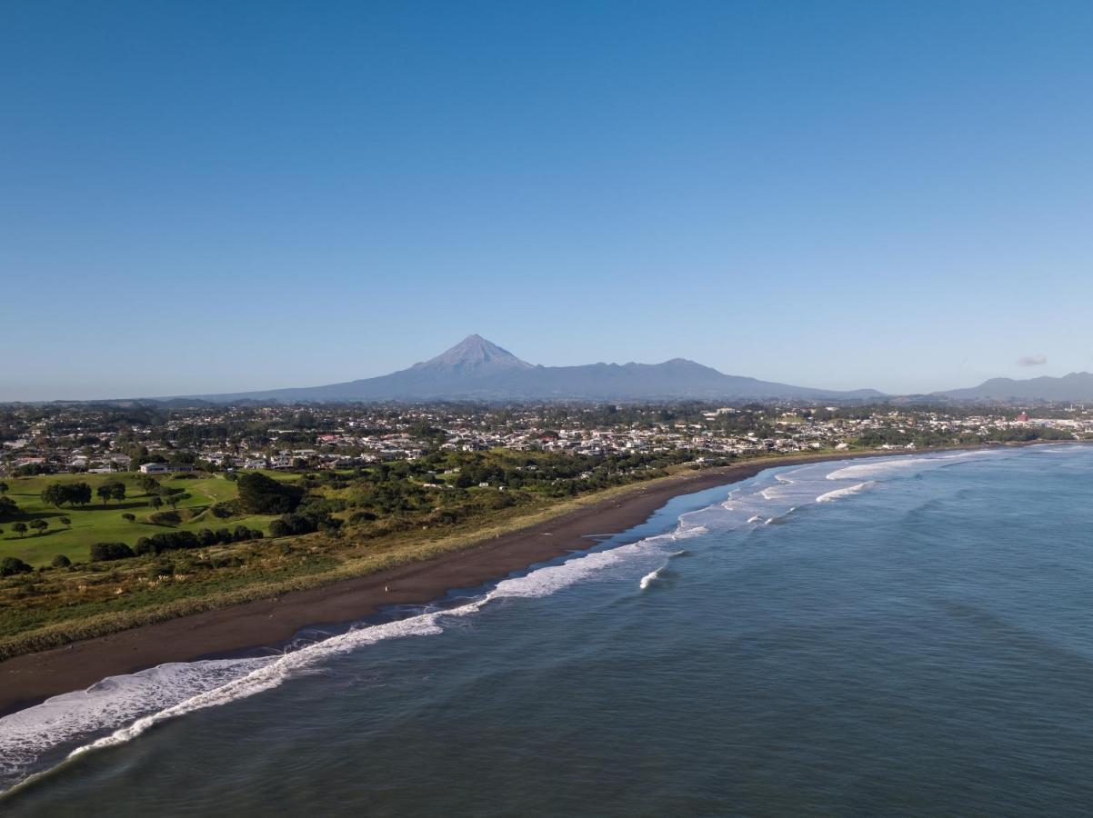 West End Precinct 2 Bedroom Apartment Close To Walkway And Ocean ニュープリマス エクステリア 写真